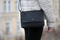 Men�� �ern� kabelka Avaly Crossbag M 8358-60, Gabor