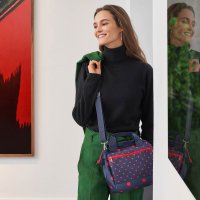 Allrounder cross mixed dots red MQ3075 kabelka tmav� modr�, Reisenthel