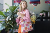 Skl�dac� n�kupn� ta�ka Mini Maxi Shopper florist peach AT3078, Reisenthel